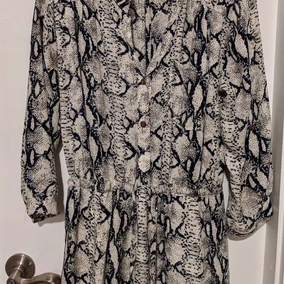 CALS Snakeskin Print Drawstring Dress - Picture 5 of 10